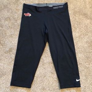Nike Illinois State crop leggings